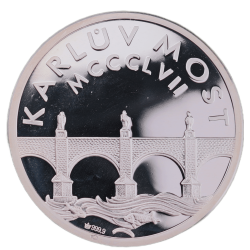 gold-crown-medal-charles-iv-charles-bridge-proof