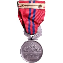 medaile-za-zasluhy-o-vystavbu-ii-typ-zukov